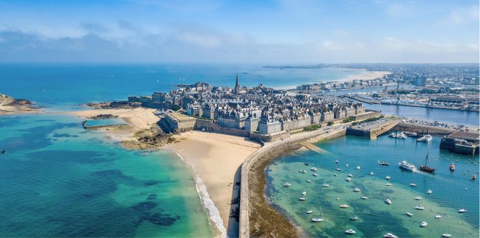 France-Brittany-St Malo:  wrecks and treasures of underwater archeology!